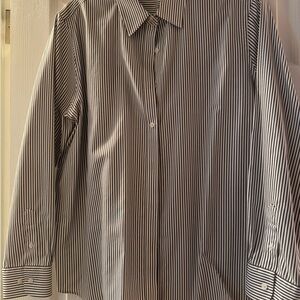 JONES NEW YORK Black and White Striped button up No Iron Blouse XL
